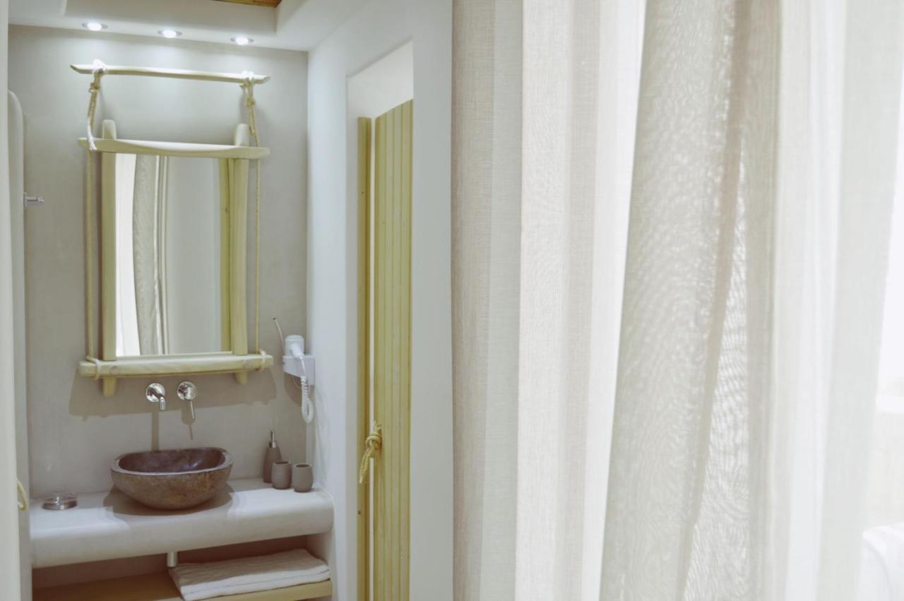 Blue Heart Luxury Suites Naxos City Exterior foto