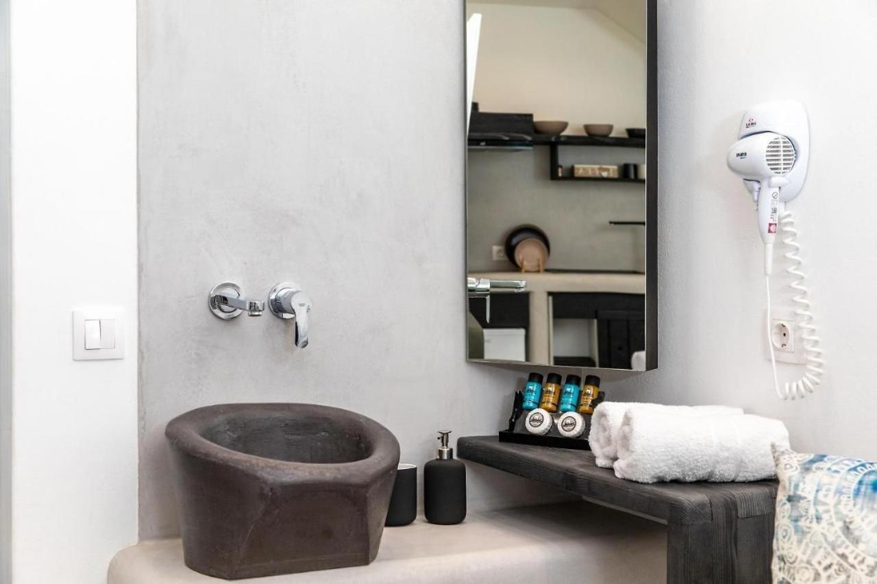 Blue Heart Luxury Suites Naxos City Exterior foto