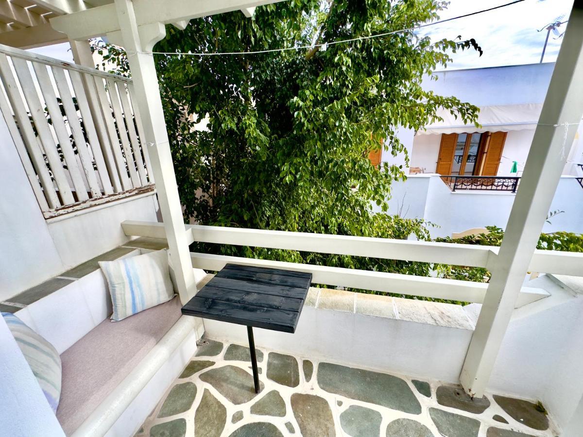 Blue Heart Luxury Suites Naxos City Exterior foto